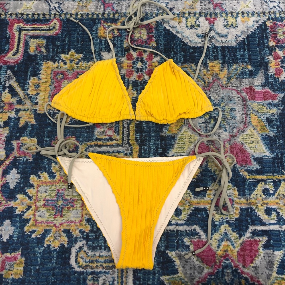 Classic Phillip Lim Triangle Bikini - Picture 2 of 3